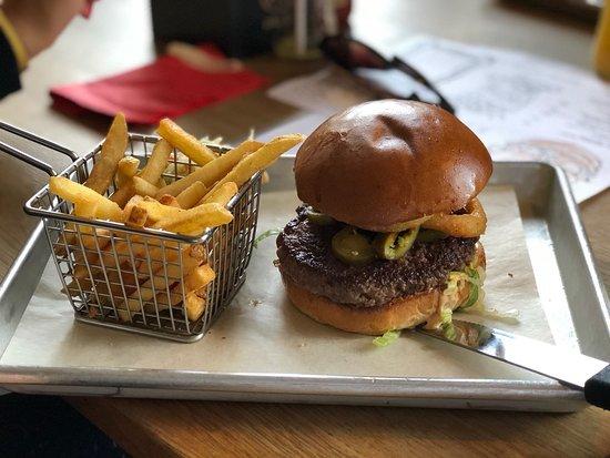 Chicago Bar & Grill